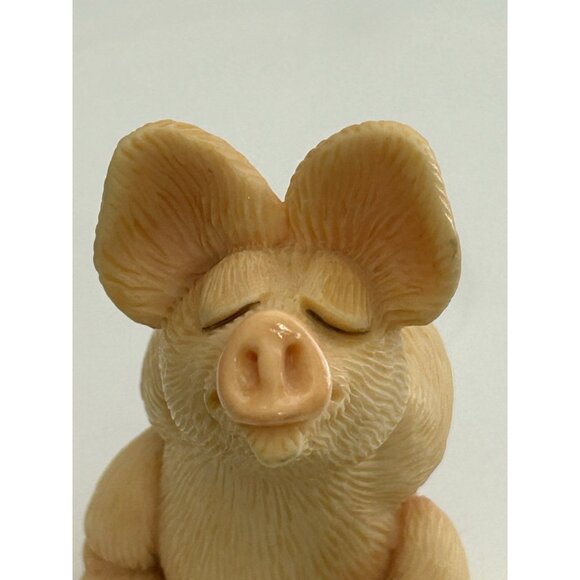 Vintage Piggin' Kiss Me by David Corbridge 1997 Hand Made Pig Figurine 3" Tall - Picture 5 of 9
